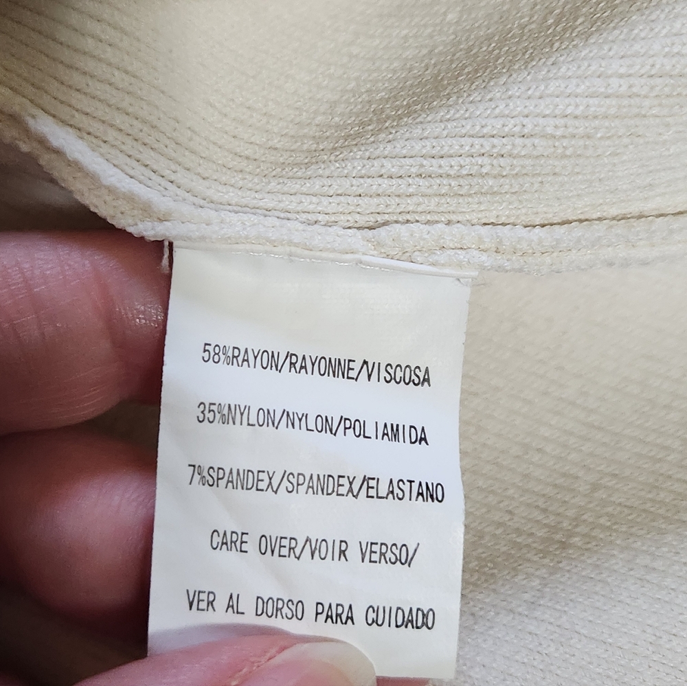 Creme Camisole - Picture 11 of 13